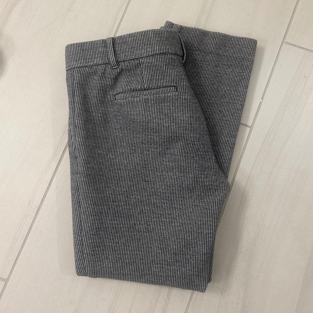 💖 Like NEW 💖 Ann Taylor Houndstooth Structured Ankle Dress Pant